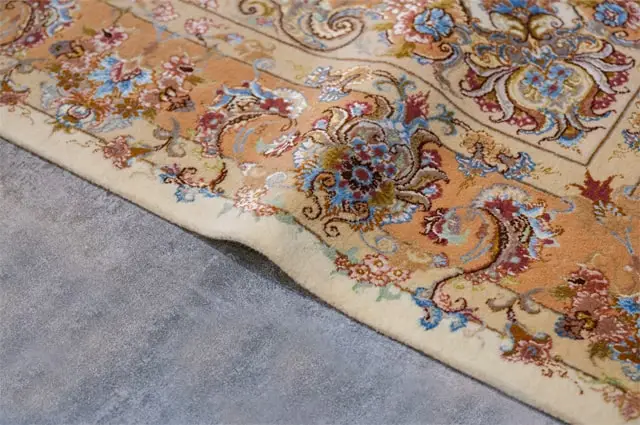 کیسی فرش را چگونه برطرف کنیم؟