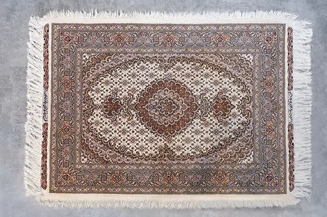 طرح و نقش ماهی فرش